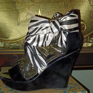 Zebra Tie Patent Leather Platform Heels